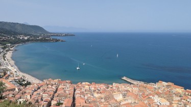 cefalu-yoga-vacanza